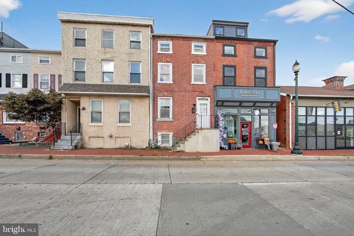 Property Photo:  233 E Market Street  PA 19382