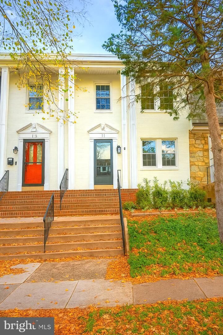 Property Photo: 11 E Linden Street VA 22301