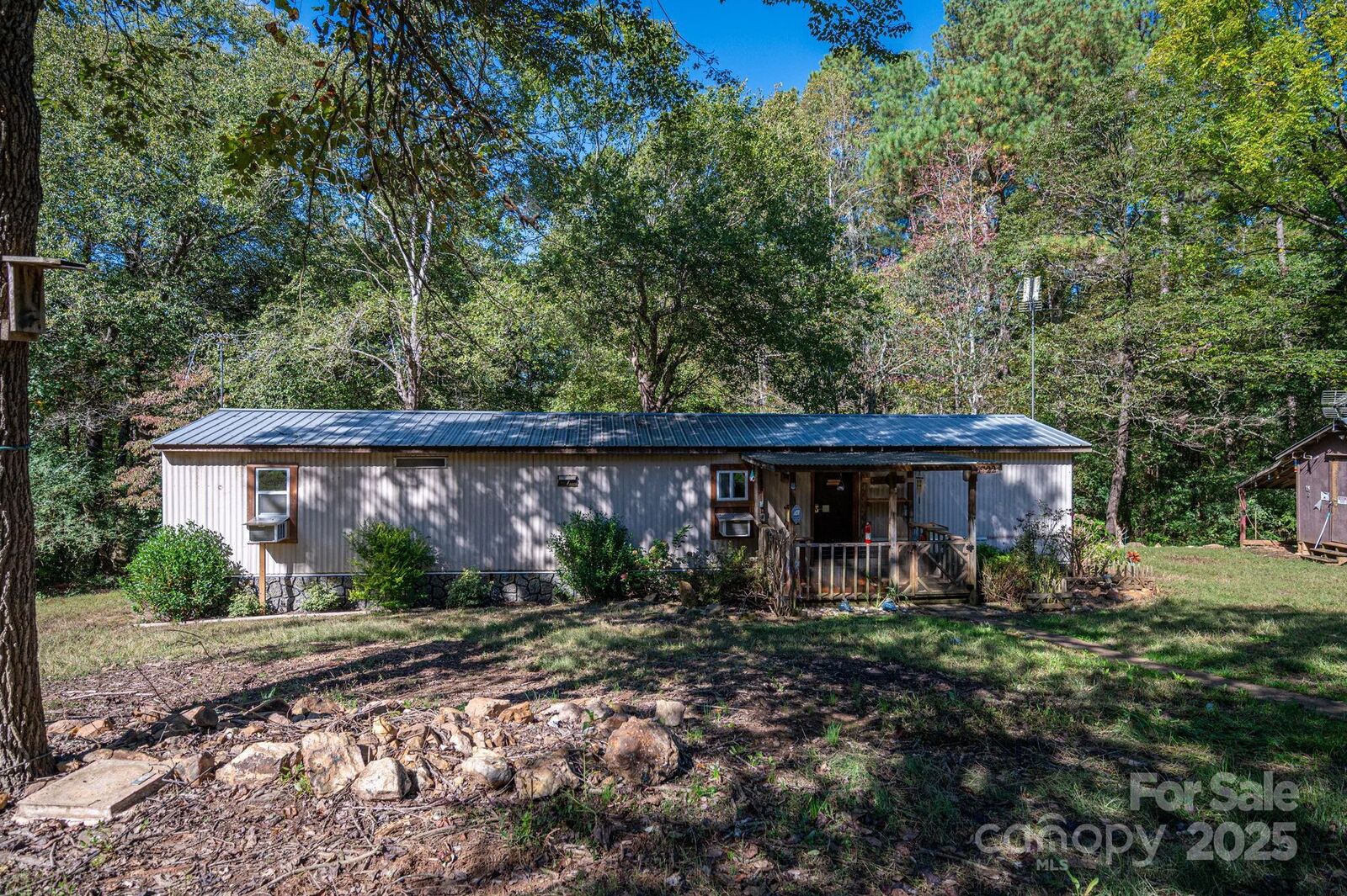 Property Photo: 6722 Workman Lane NC 28168