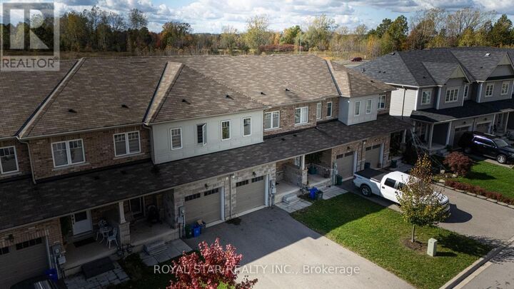 Property Photo:  170 Esther Crescent  ON L3B 5N5 