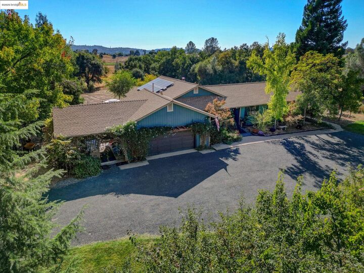 9661 Fraguero Rd  Sonora CA 95370 photo