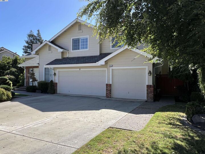 Property Photo:  40743 Rainwater  CA 94539