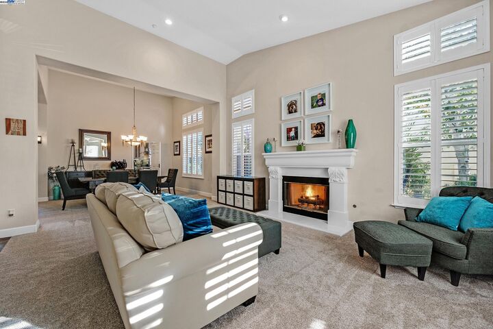 Property Photo: 4 Henry Ranch Dr CA 94583