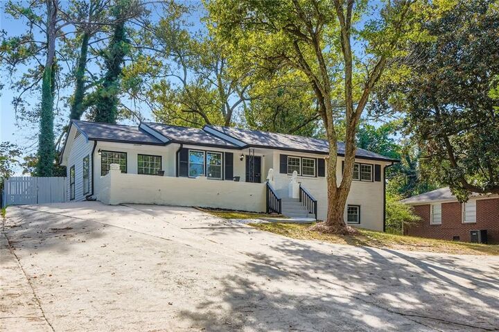 Property Photo:  1671 Lamont Avenue  GA 30288