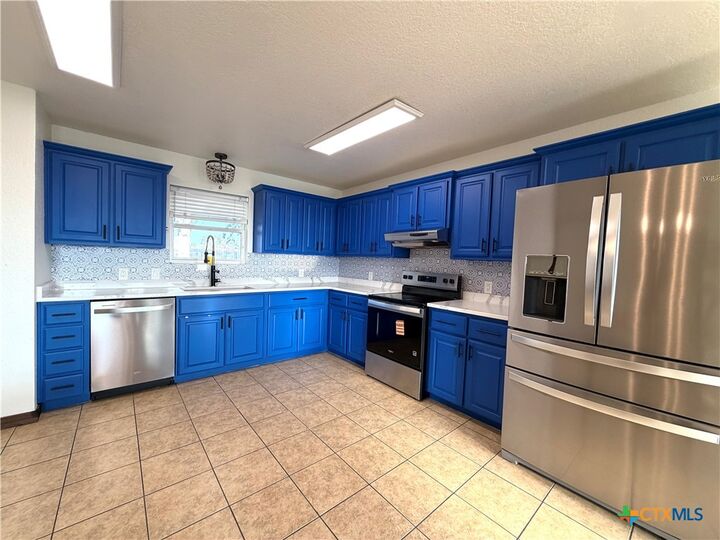 Property Photo: 81 Jacob Road TX 77979