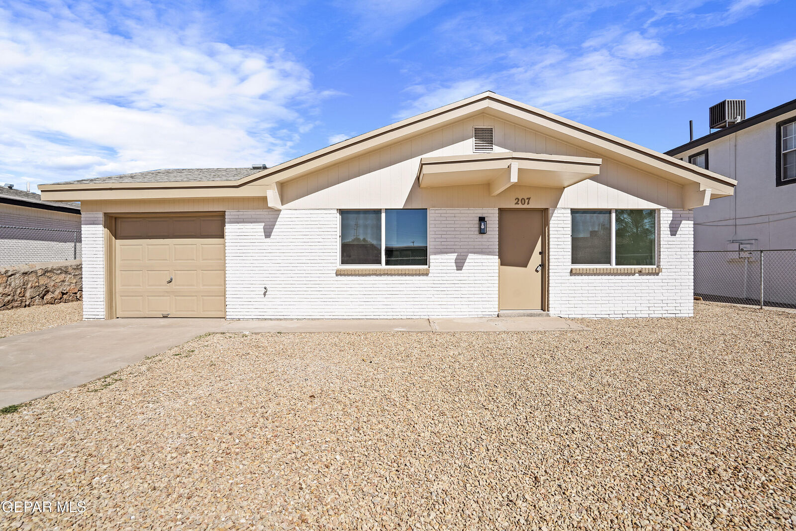 Property Photo: 207 Caribe Circle TX 79927
