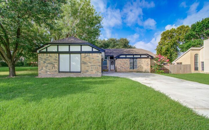 Property Photo: 13215 Bunker Hill Drive TX 77318