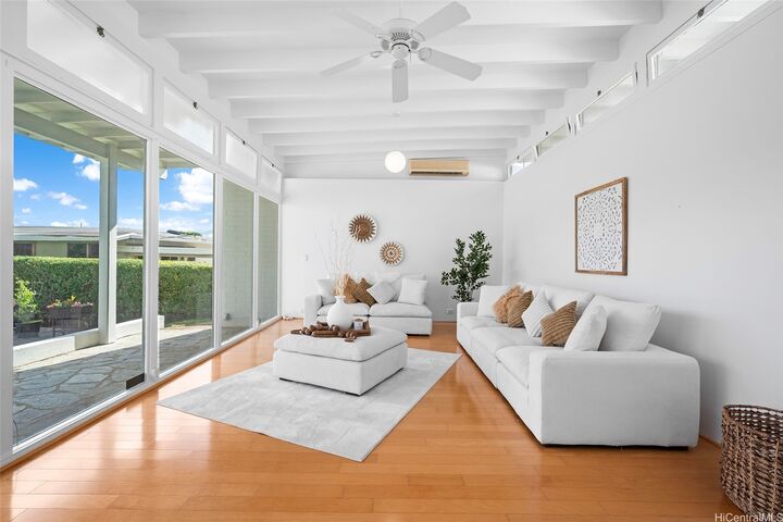 2127 Bachelot Street  Honolulu HI 96817 photo