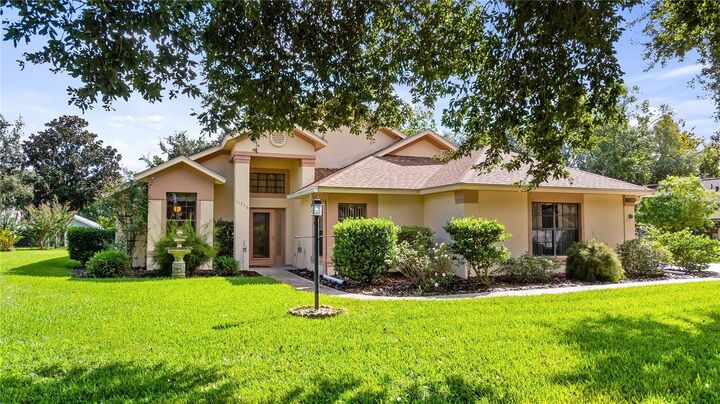 Property Photo:  11238 Summer Wind Court  FL 34711