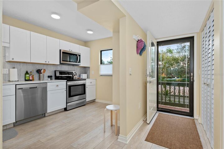 Property Photo: 1603 Bayhouse Point Drive 212 FL 34231