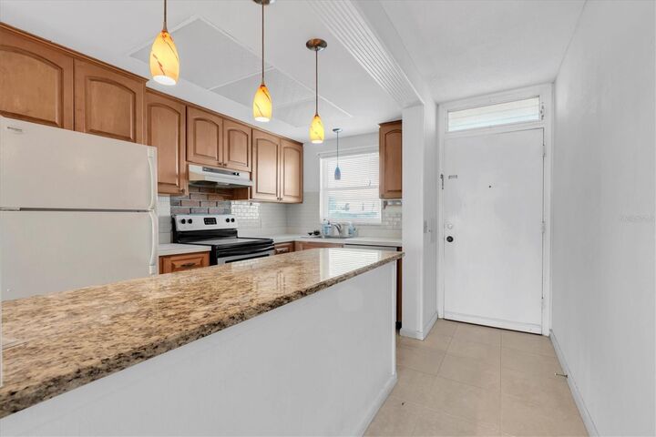 Property Photo:  1847 Shore Drive S 202  FL 33707