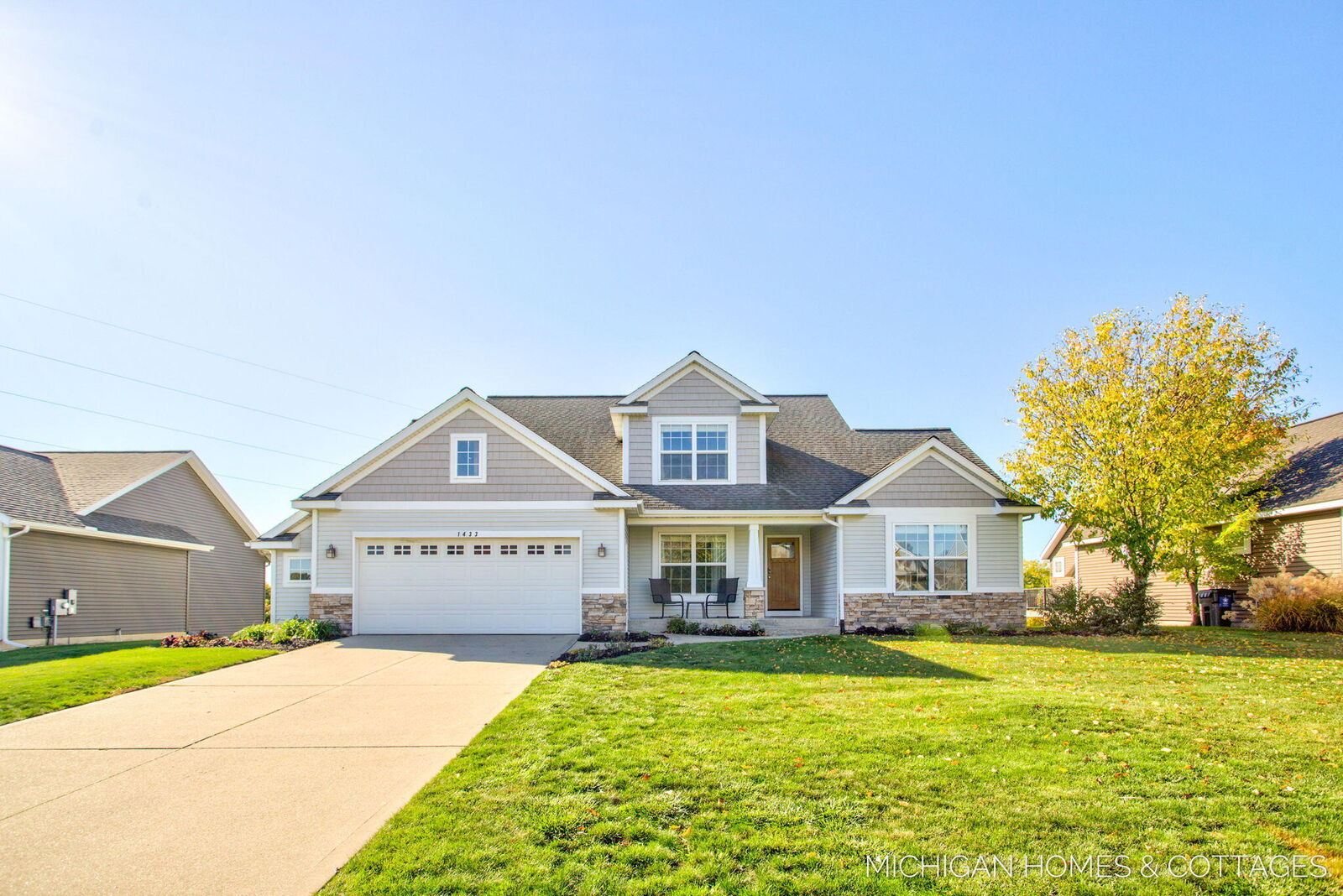 Property Photo: 1433 Savannah Drive MI 49464