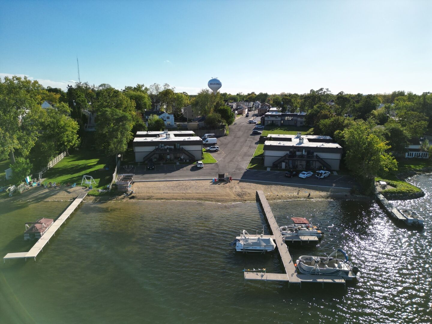 Property Photo: 125 E Mill Street 103 IL 60084