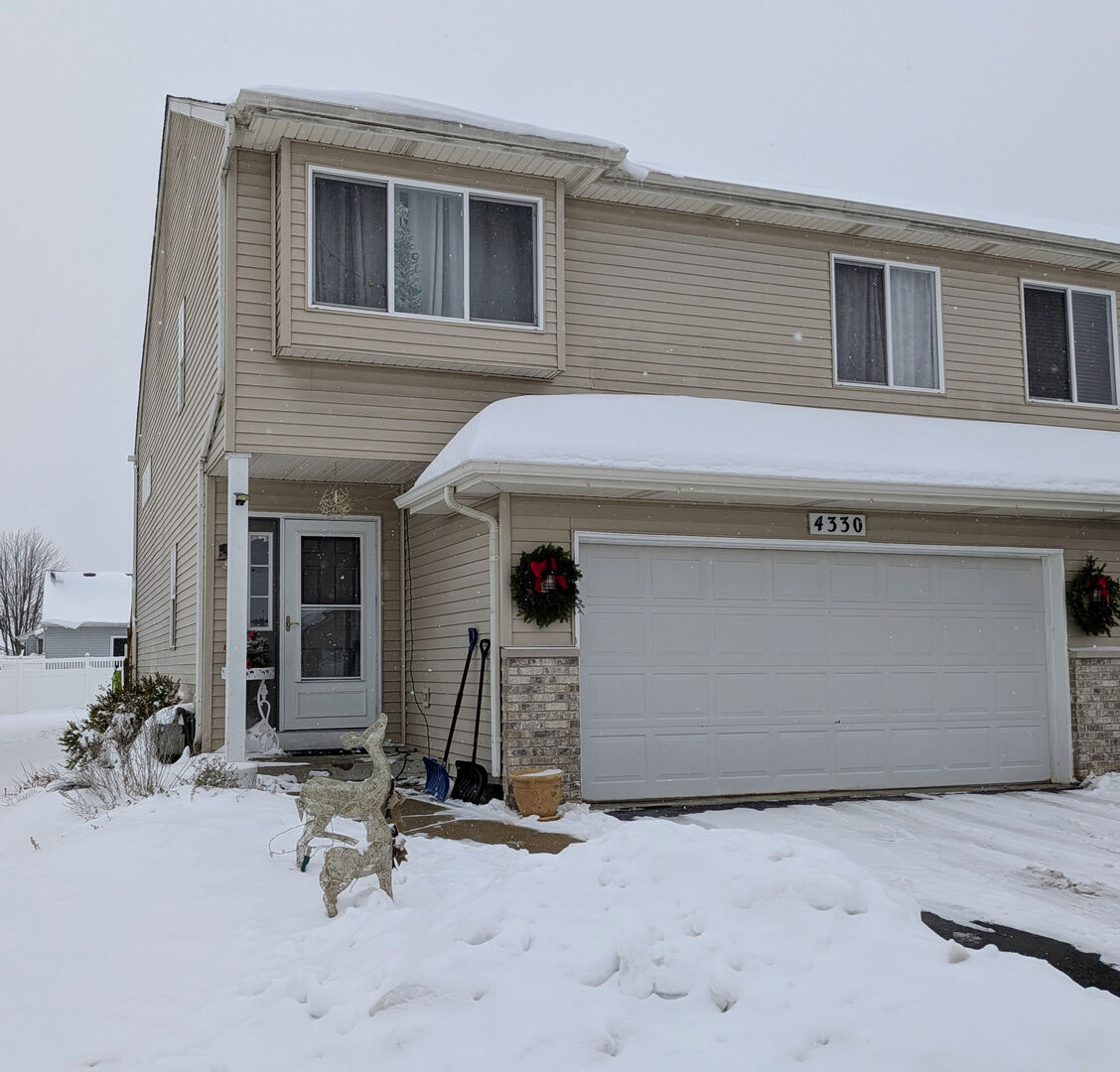 Property Photo:  4330 Odonohue Drive  IL 60431 