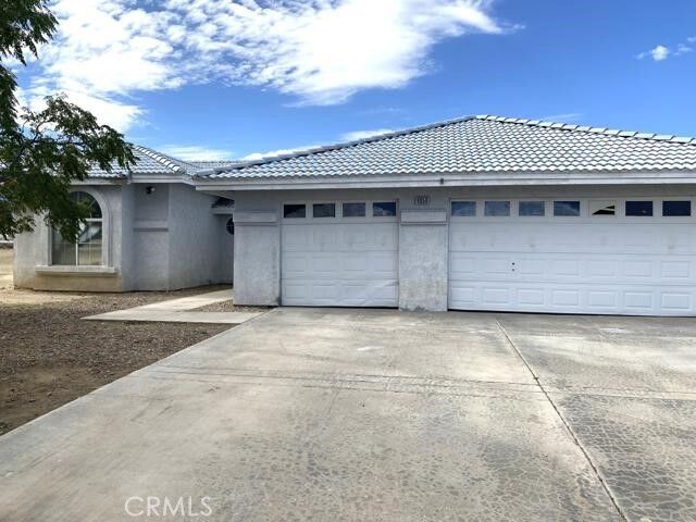 Property Photo: 9850 Del Valle Avenue CA 92371