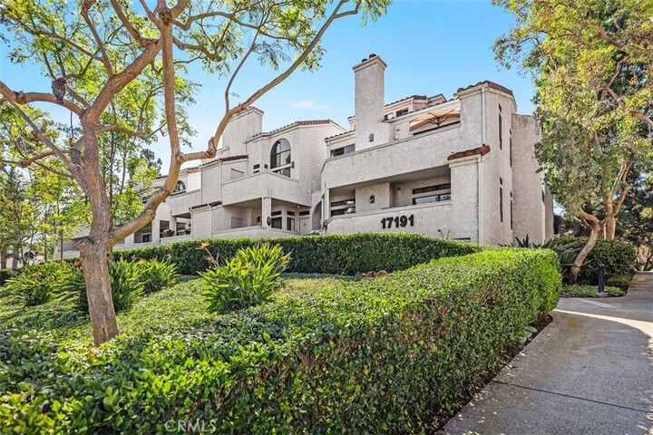 Property Photo:  17191 Corbina 110  CA 92649