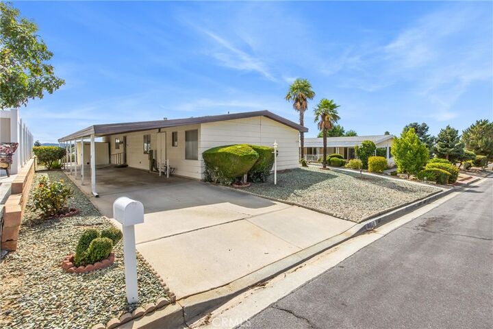 Property Photo:  41238 Cheyenne Trail  CA 92223