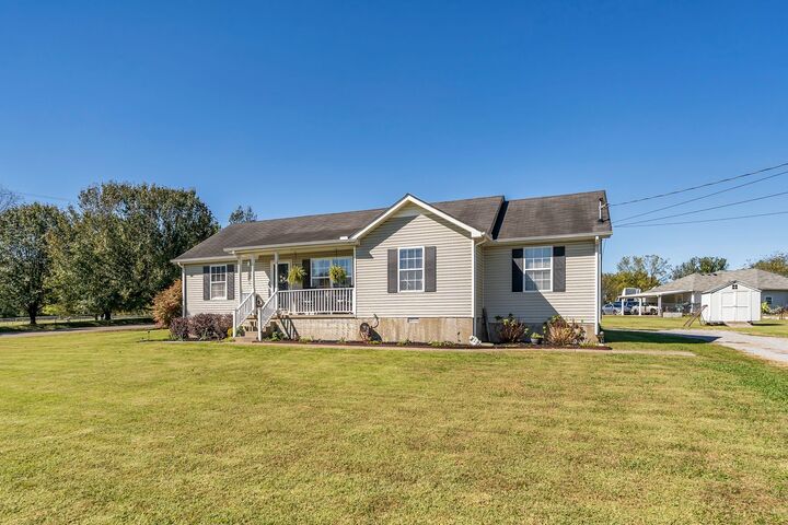 Property Photo: 105 Dominic Cir TN 37130