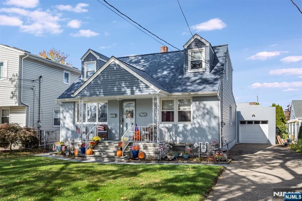 Property Photo:  163 Hillman Drive  NJ 07407 