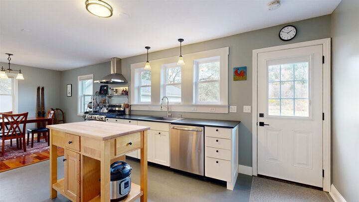 Property Photo:  1189 Main Road  VT 05462
