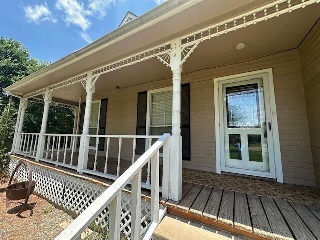 Property Photo: 1586 Stainback Road TX 75154