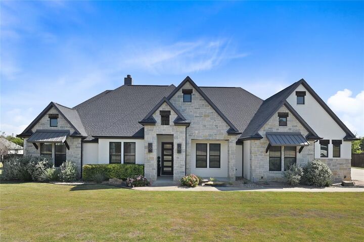 Property Photo: 109 Vail Lane TX 75167