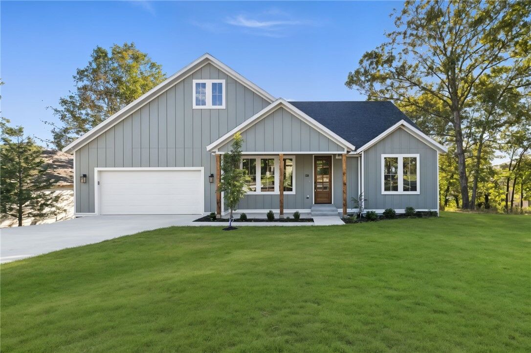 Property Photo: 31 Cullen Hills Drive AR 72715