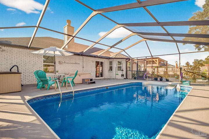 4650 Ridge Pointe Dr  Pace FL 32571 photo