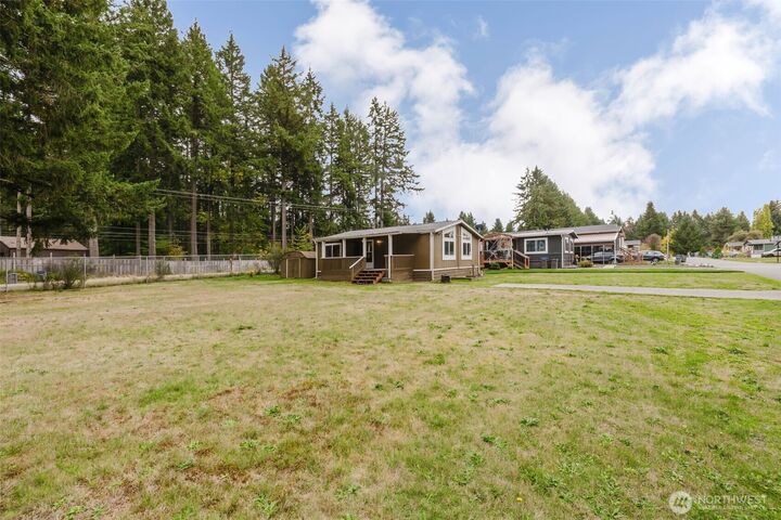 Property Photo: 3371 SE Bielmeier Road 33 WA 98367