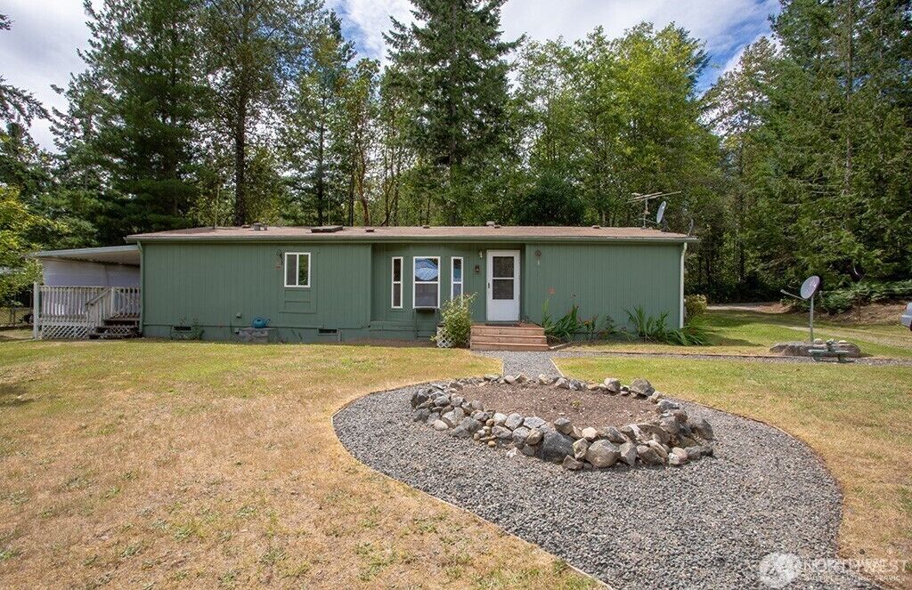 Property Photo:  5156  Glory Lane NW  WA 98380 