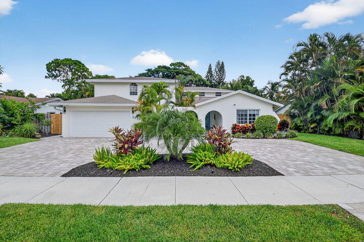 3957 NW 7th Court  Delray Beach FL 33445 photo