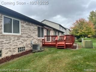 Property Photo:  14823 Paris Court  MI 48101