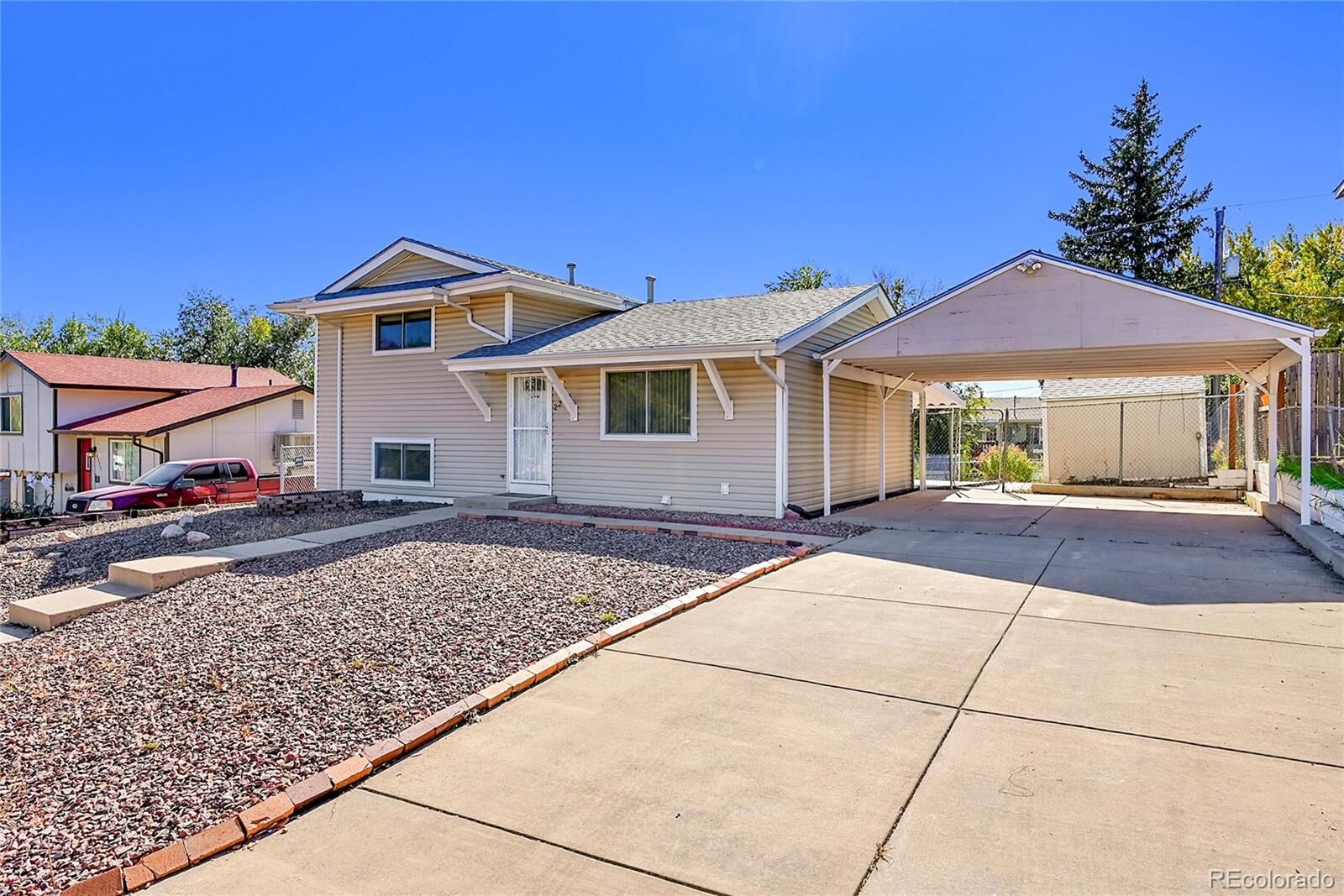 Property Photo:  2250 Pepperwood Drive  CO 80910