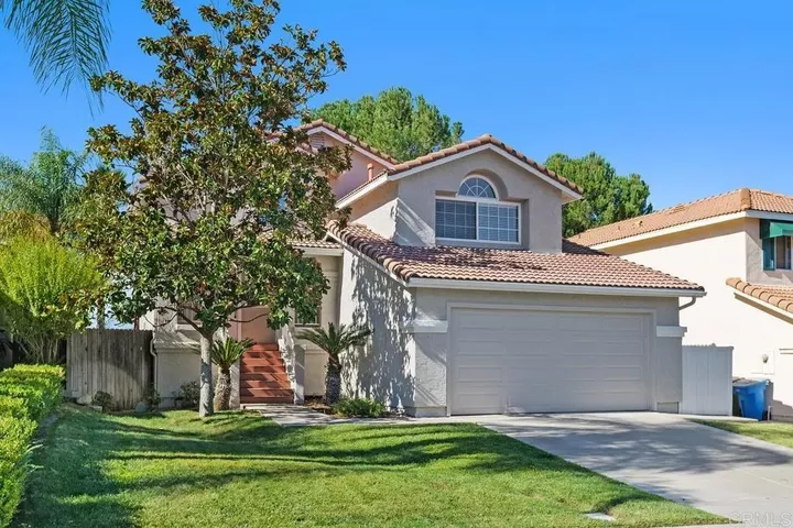 Property Photo: 44727 Calle Banuelos CA 92592