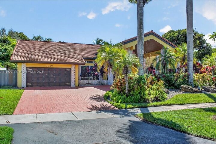 Property Photo: 7720 SW 176th St FL 33157