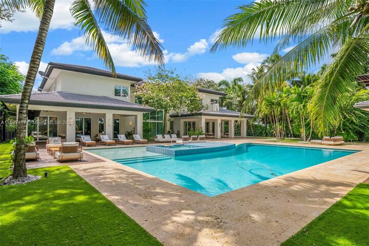 Property Photo:  6831 SW 106th St  FL 33156