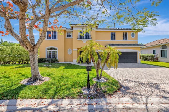 Property Photo:  346 NW 118th Ave  FL 33071