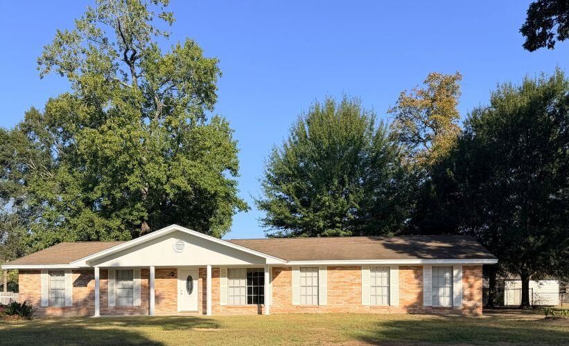 Property Photo:  1865 Wexford  TX 77662