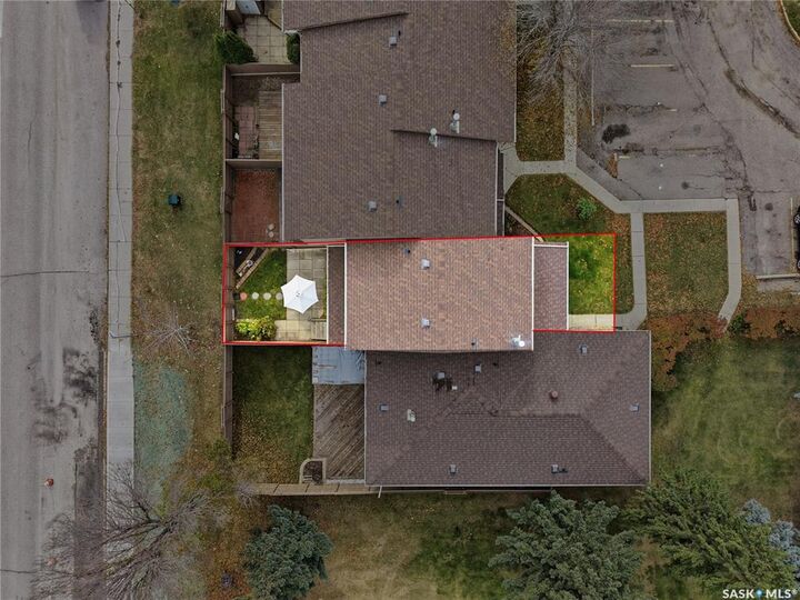 Property Photo: 1128 McKercher Drive 106 SK S7H 4Y7