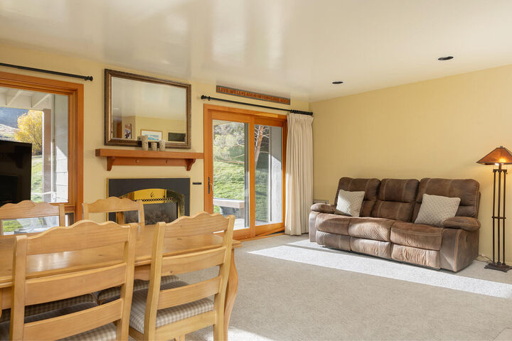 Property Photo: 2464 Indian Springs Condo Dr ID 83353