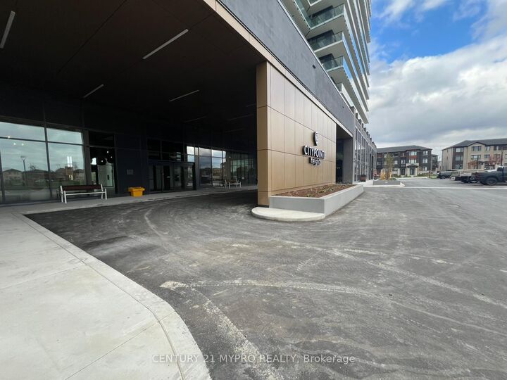Property Photo:  15 Skyridge Drive 325  ON L6P 4S3
