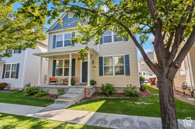 Property Photo: 1547 W Kinloch Way UT 84119