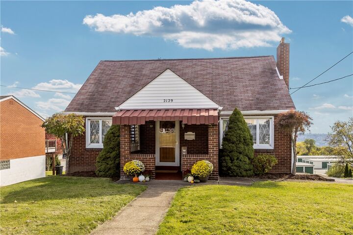 Property Photo:  2129 Vermont Ave  PA 15122
