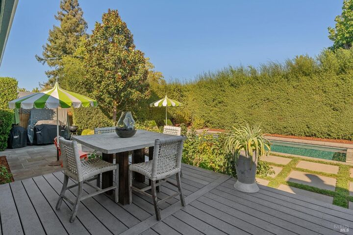 Property Photo:  804 Josephine Lane  CA 95448