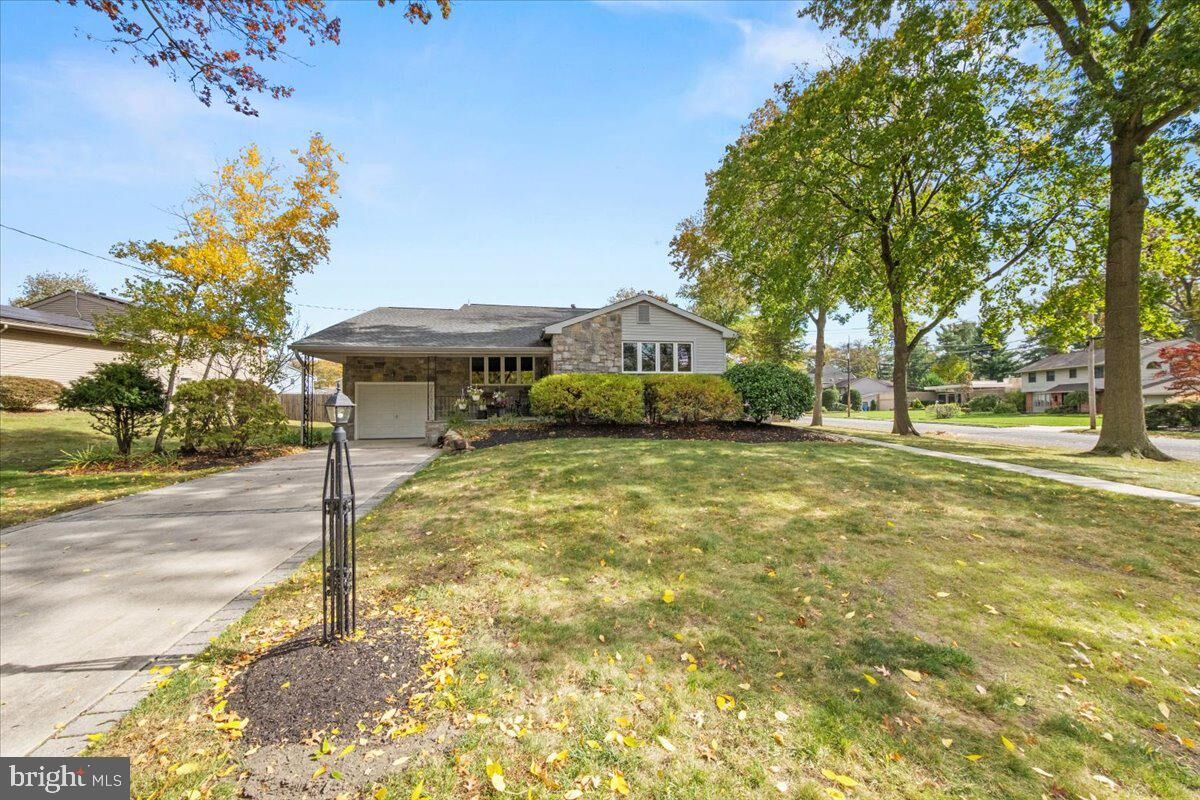 Property Photo:  1738 Country Club Drive  NJ 08003 