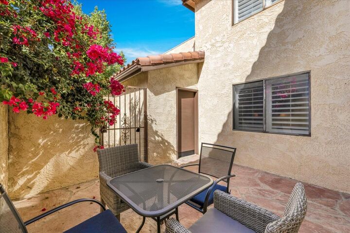 Property Photo: 204 Lakecrest Lane CA 92260