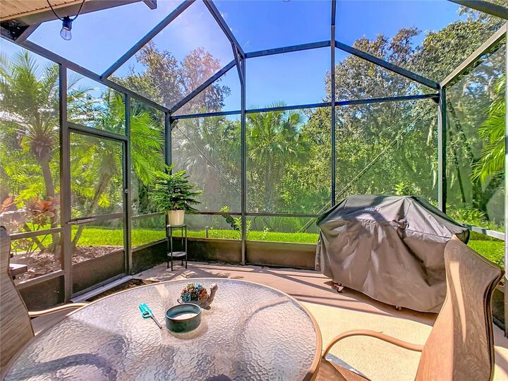 Property Photo: 680 Portofino Dr FL 34759