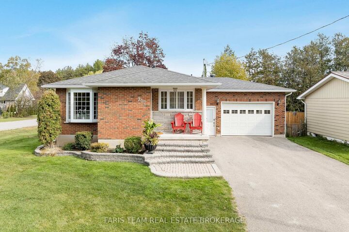 707 9th Avenue  Tay ON L0K 1R0 photo