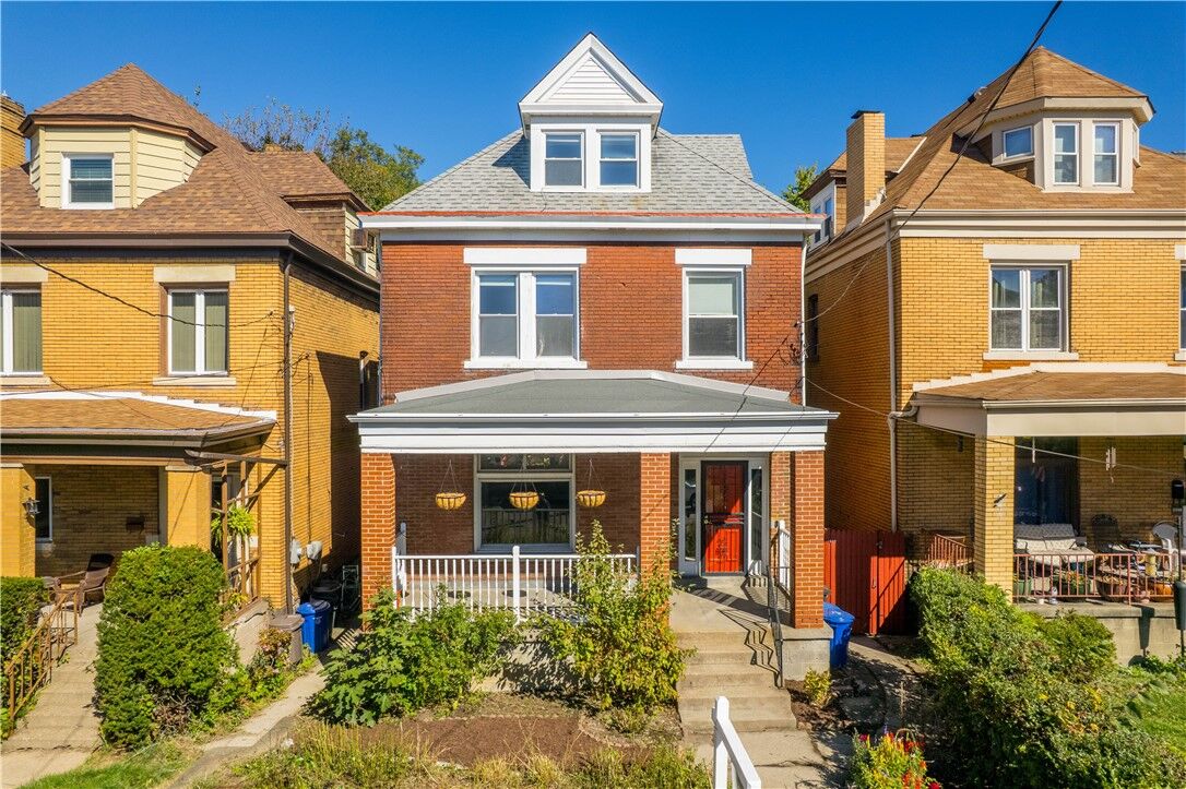 Property Photo:  5625 Wellesley Avenue  PA 15206 