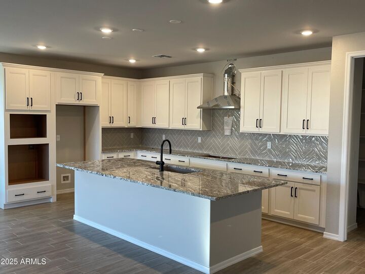 Property Photo:  2965 S 99th Drive  AZ 85392